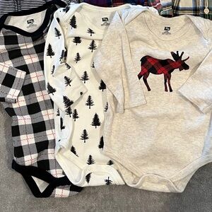 EUC 3-6M HB Long Sleeve Onesies in Woodland Prints